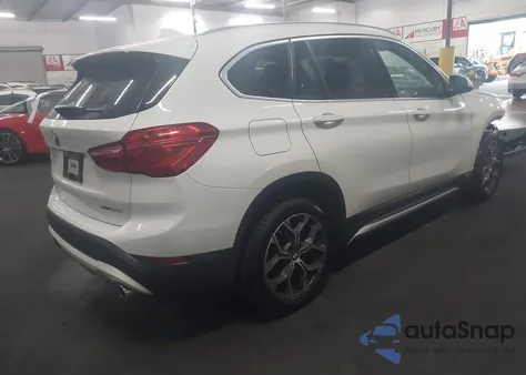 2021 BMW X1 Sdrive28I z USA, uszkodzony, nr VIN WBXJG7C05M5U33457